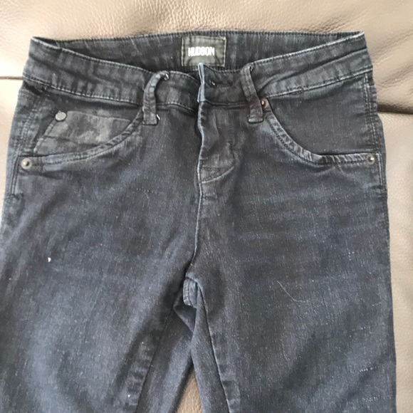 Jeans - Picture 1 of 3